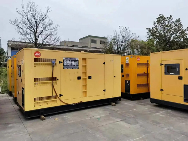 大兴干式空气滤清器和湿式空气滤清器有什么区别？