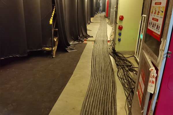 大兴柴油发电机组的输出电压可以调节到哪些范围？