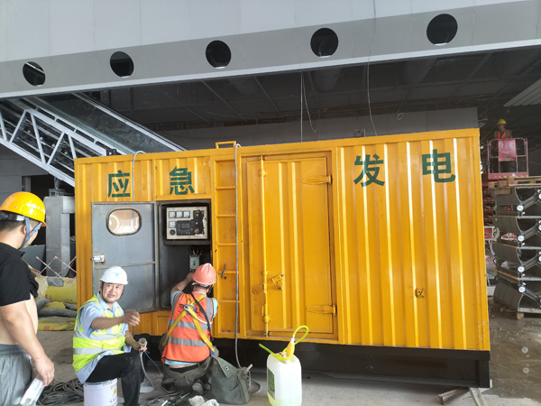 大兴怎样判断空气滤清器是否需要更换？