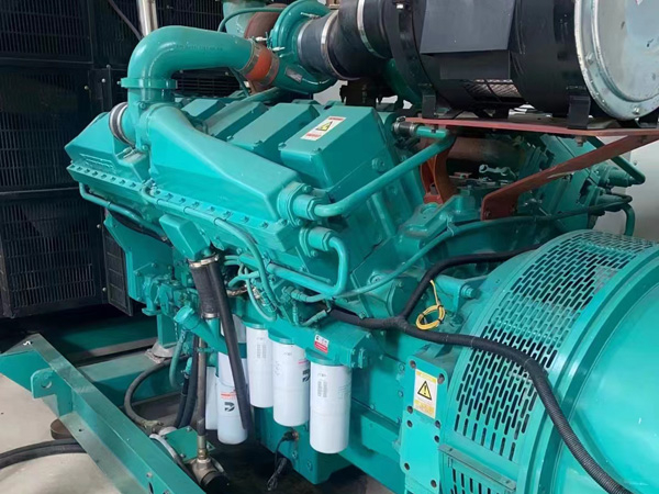 大兴更换100kW柴油发电机组机油时，需要注意哪些事项？